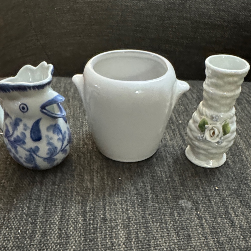 Set of Three vintage collectible Ceramic pieces